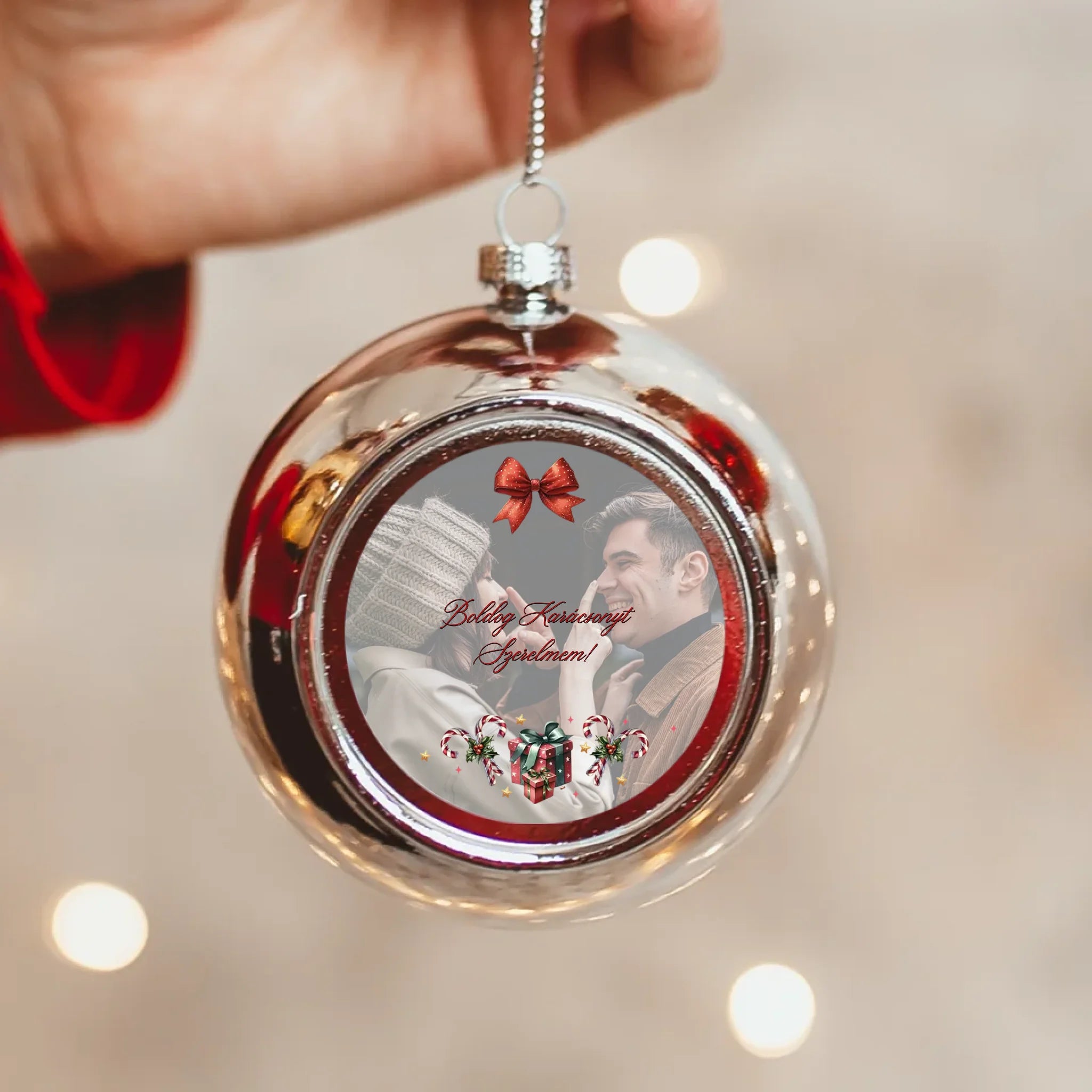 Karácsonyi ezüst gömbdísz saját fényképpel és szívhez szóló üzenettel