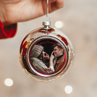 Karácsonyi ezüst gömbdísz saját fényképpel és szívhez szóló üzenettel