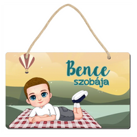 Szerkeszthető karakteres egyedi ajándék falidísz gyerekeknek kisfiús mintával