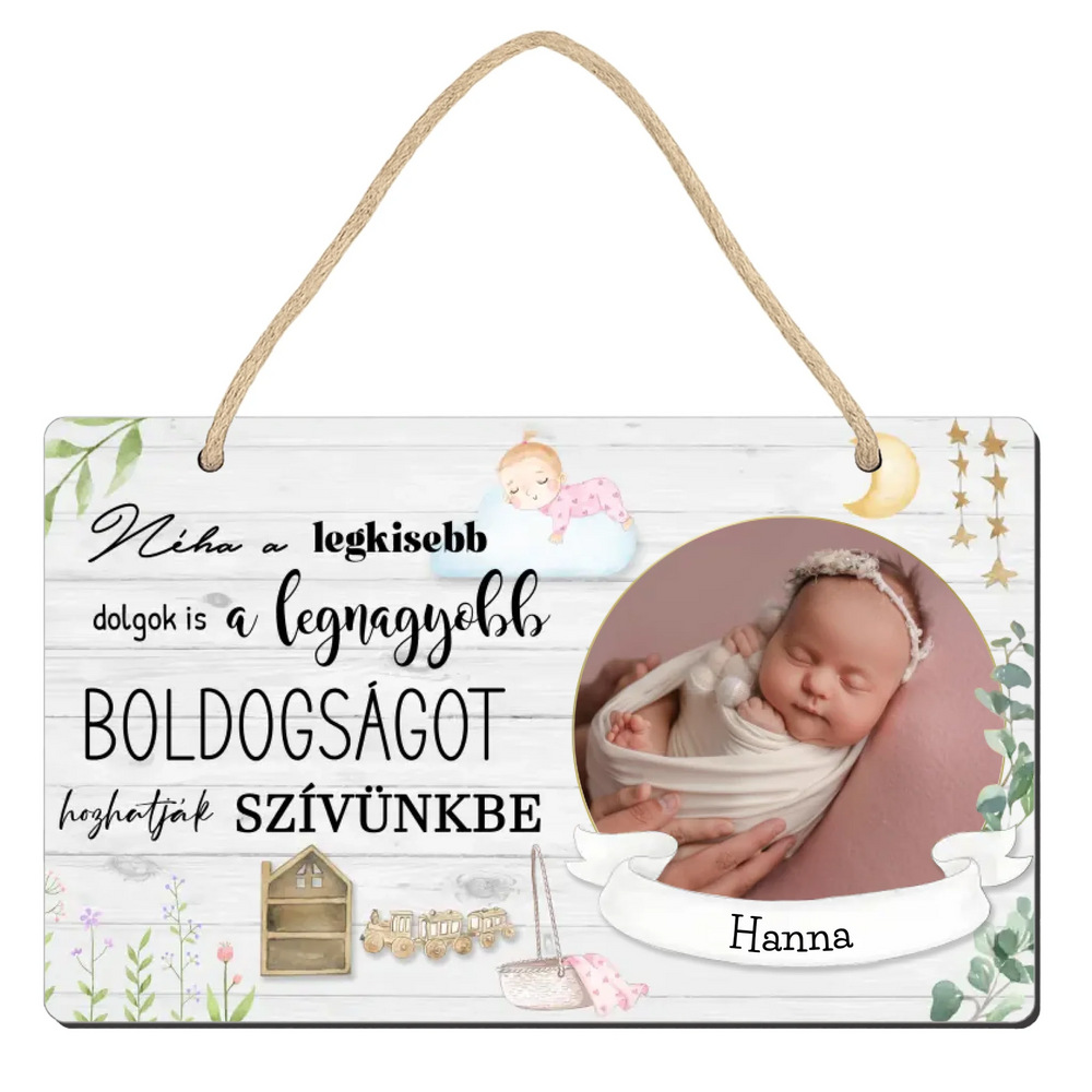 Újszülött köszöntő dísztábla kislány képpel