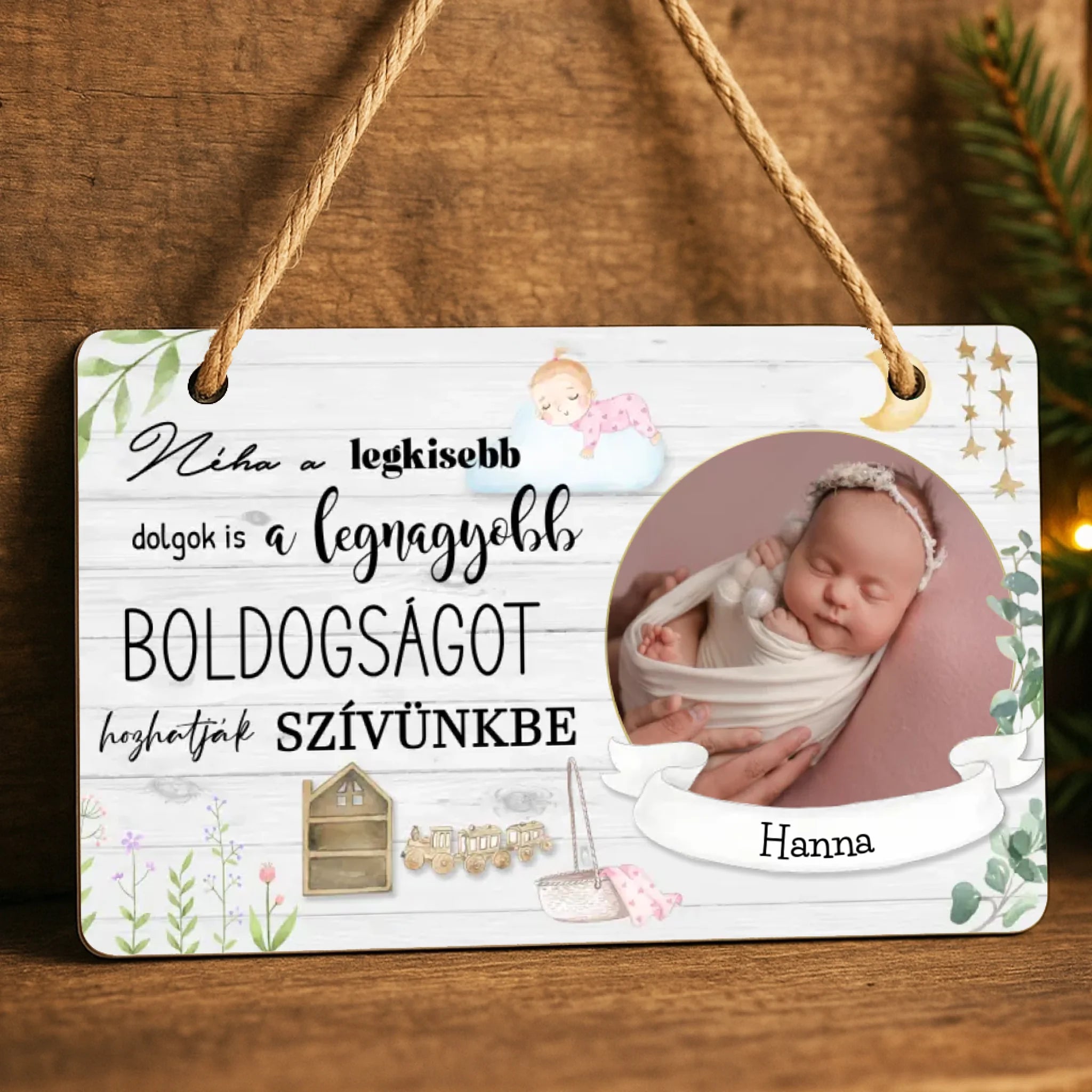 Újszülött köszöntő dísztábla kislány képpel