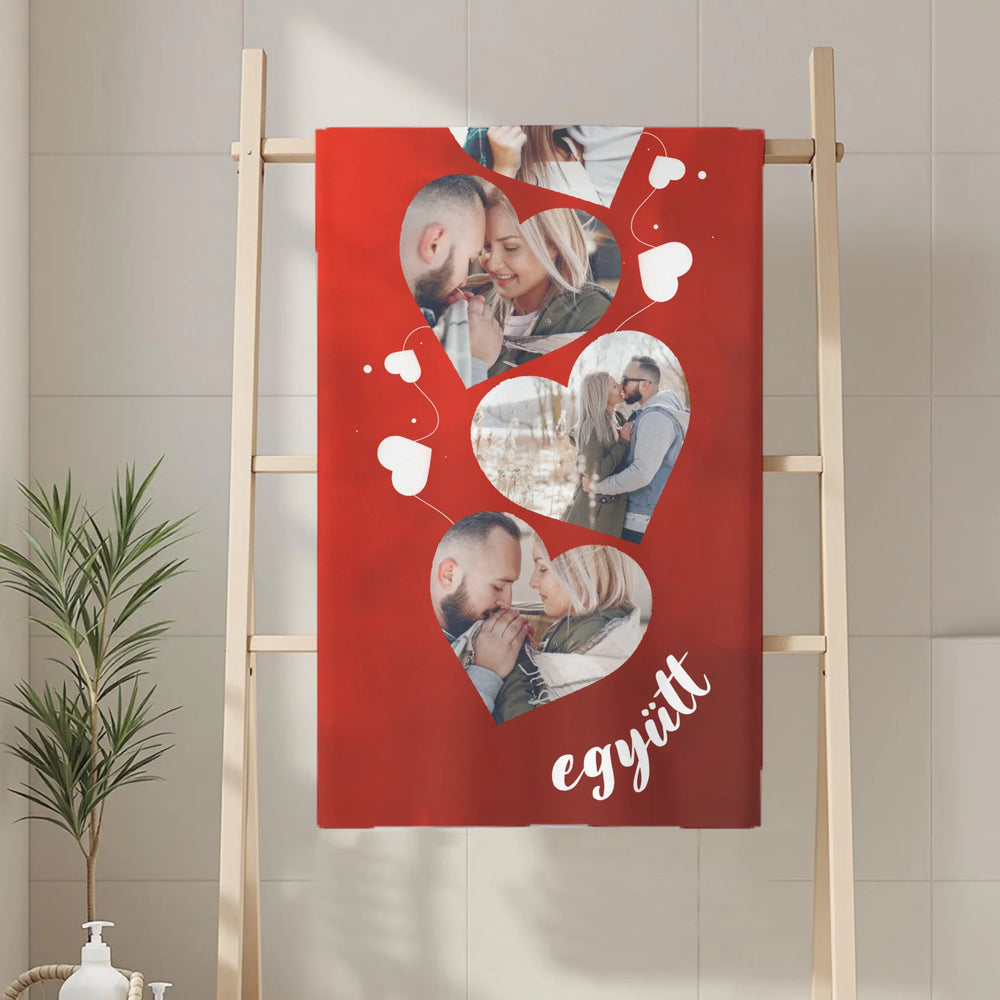 Egyedi képes szivecskés törölköző szerkeszthető felirattal pároknak