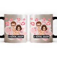 A kedvenc dolgom Te vagy - szerkeszthető karakteres egyedi neves bögre pároknak