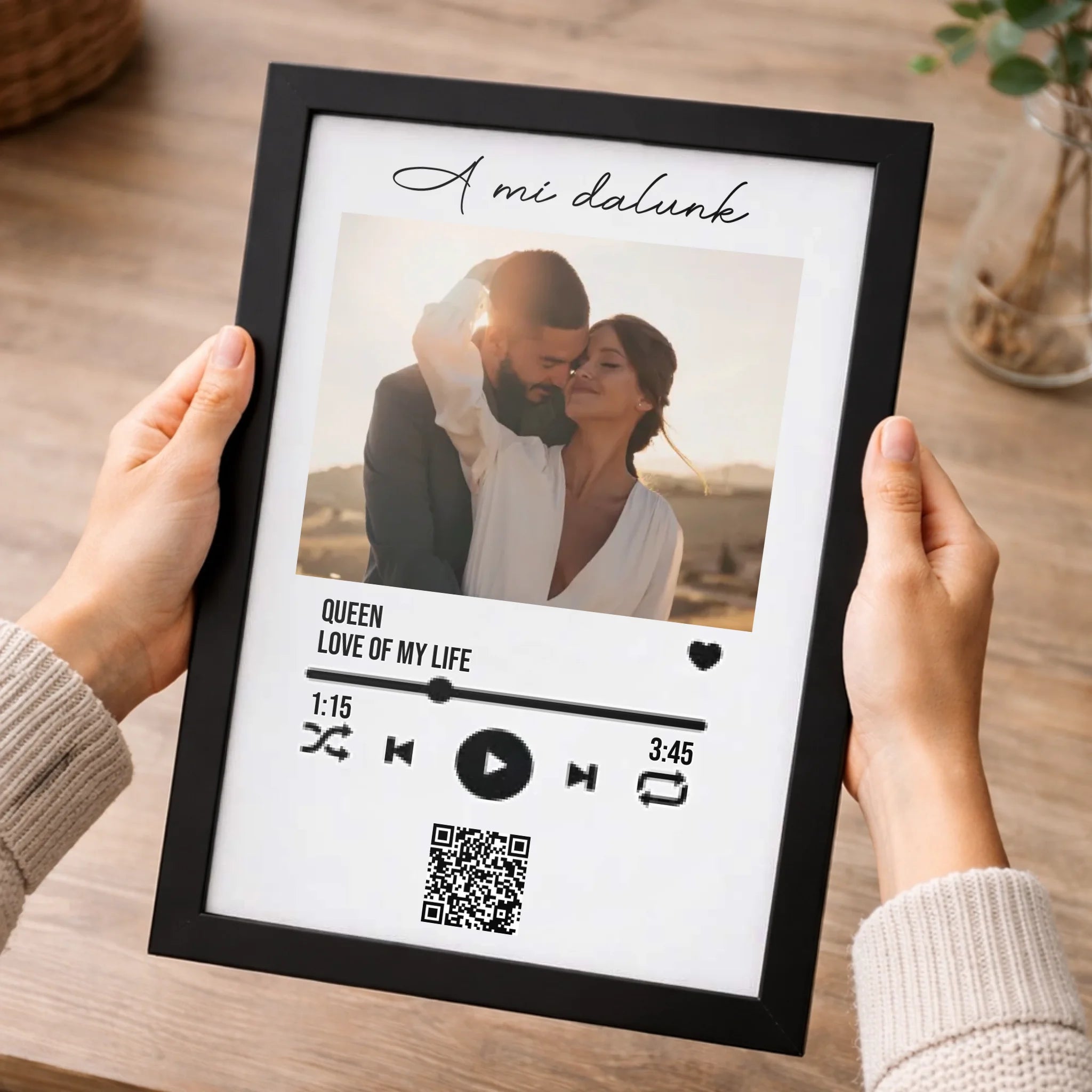 A Mi dalunk - Falikép szerkeszthető QR kóddal Valentin napra