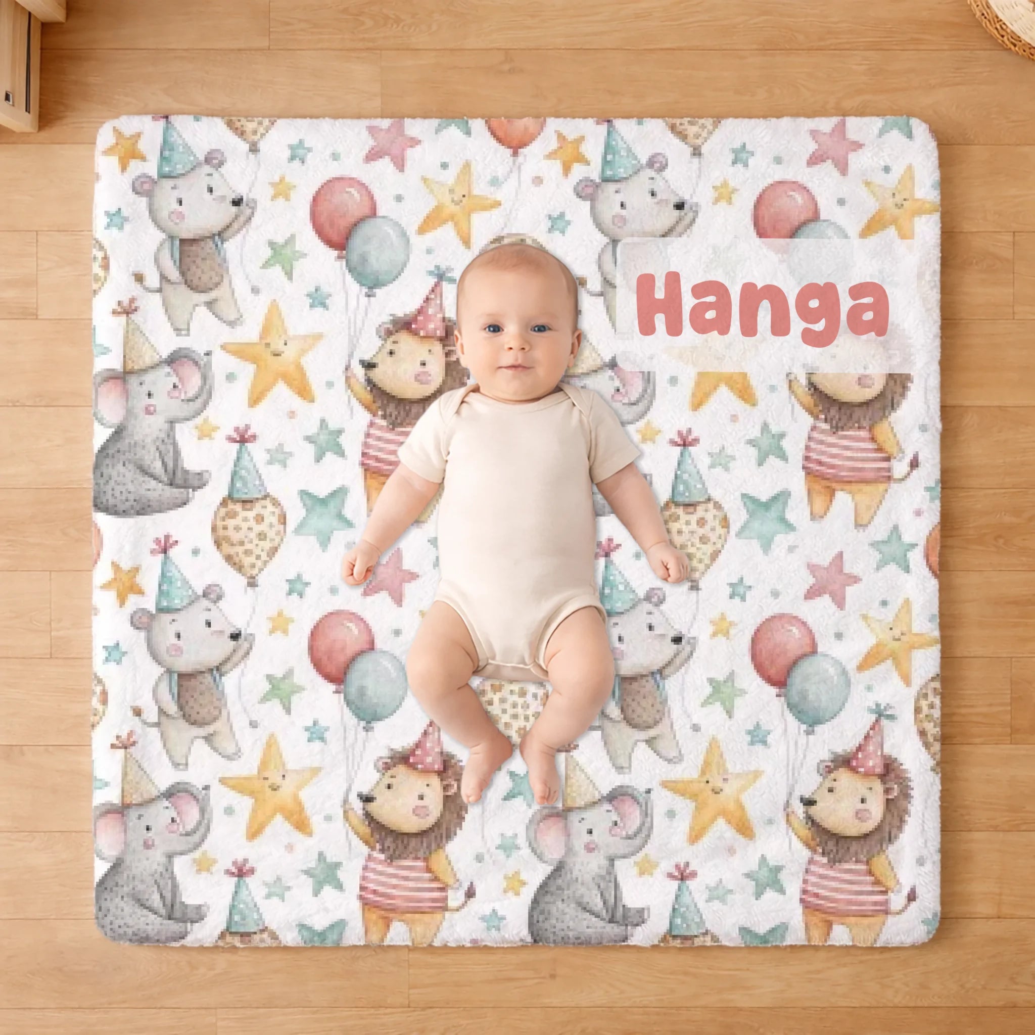 Szülinapi pléd babáknak - állatos mintával, egyedi névvel