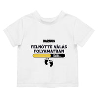 Felnőtté válás folyamatban póló gyerekeknek