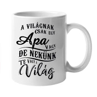 Apa kislánnyal bögre