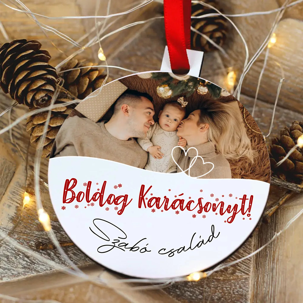 Egyedi fényképes kör alakú karácsonyfadísz szerkeszthető felirattal