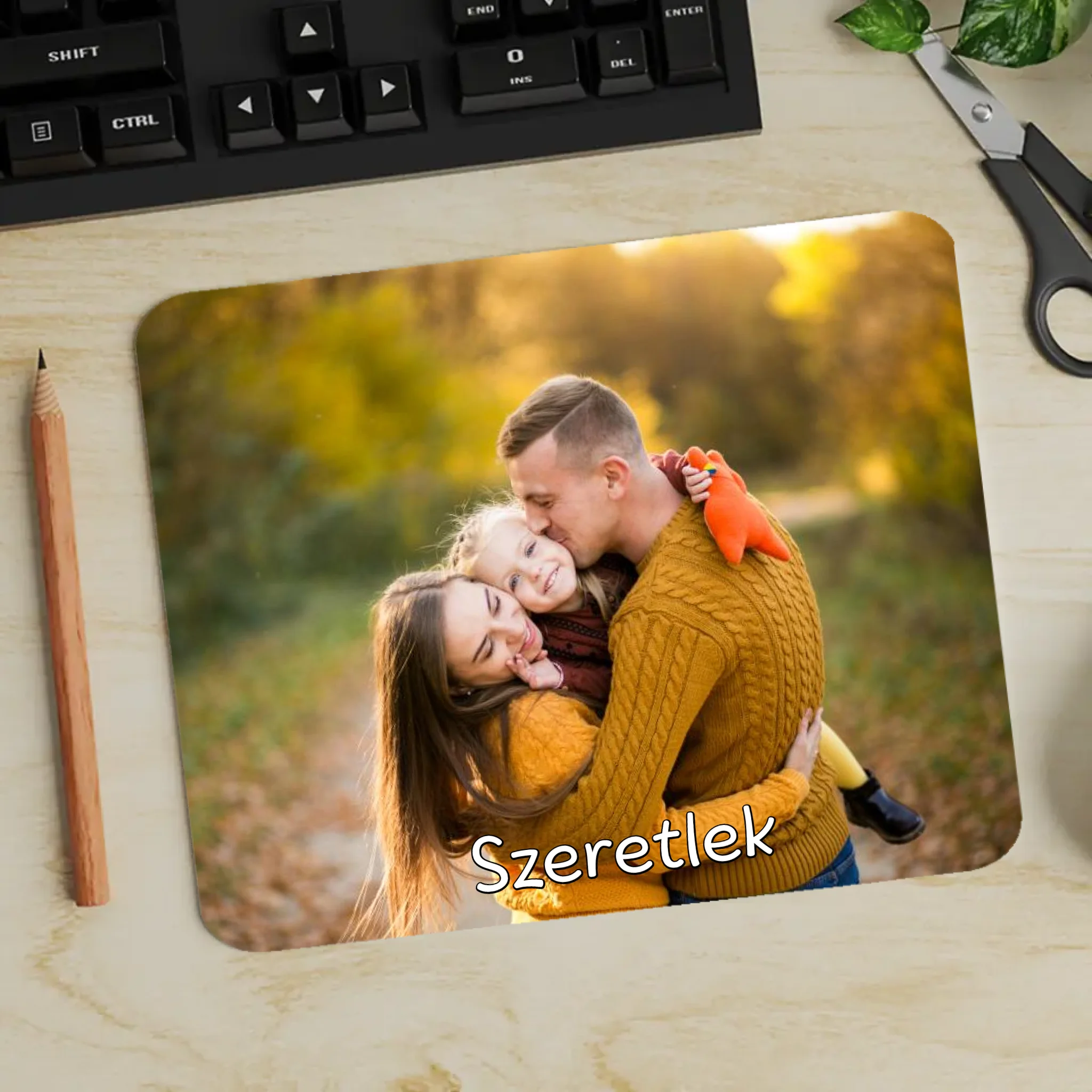 Egyedi képes szerkeszthető egérpad