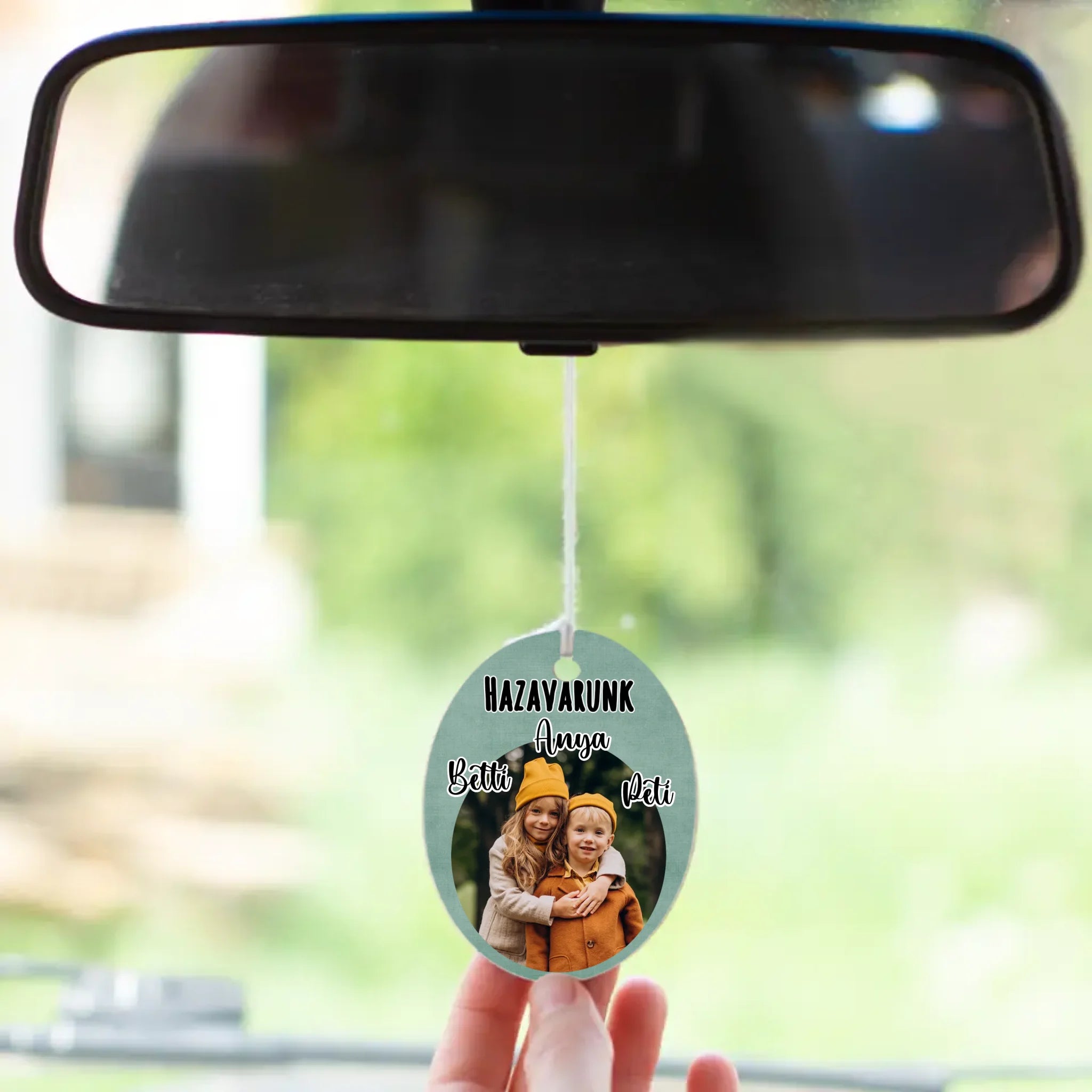 Hazavárunk fényképes ovális visszapillantó dísz