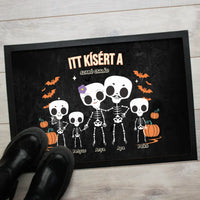 Személyre szabható őszi Halloweeni lábtörlő - Skeleton Crew családi ajándék