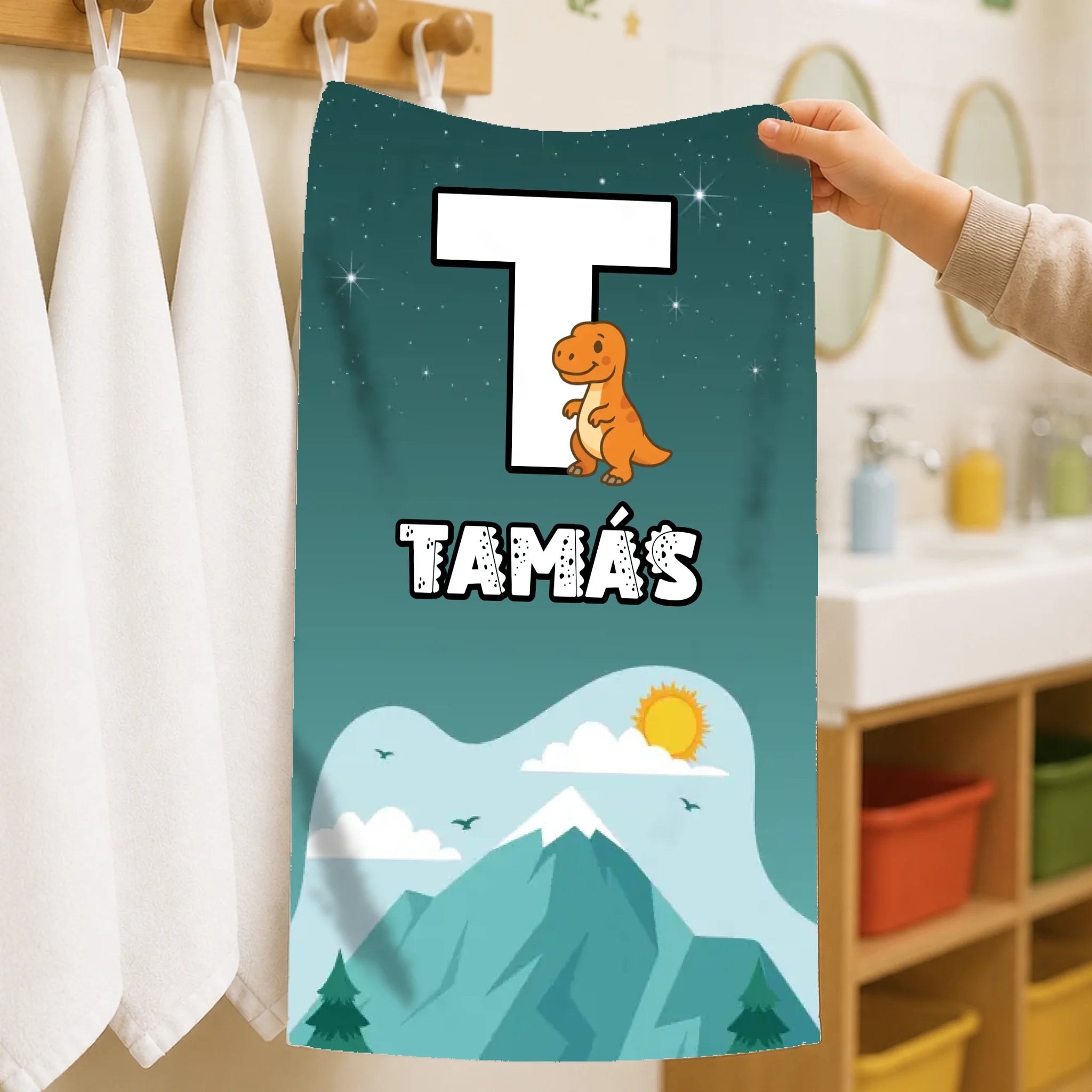 Egyedi neves ovis törölköző akasztóval választható dinó mintával
