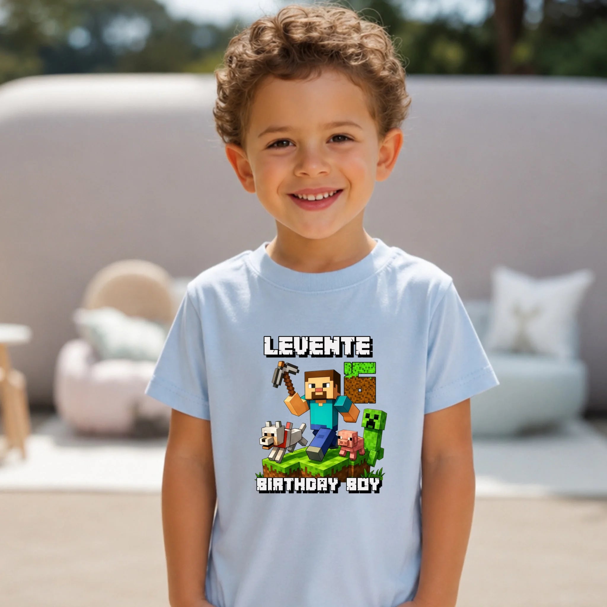 Minecraft szülinapi gyerek póló egyedi névvel és szülinapi számmal