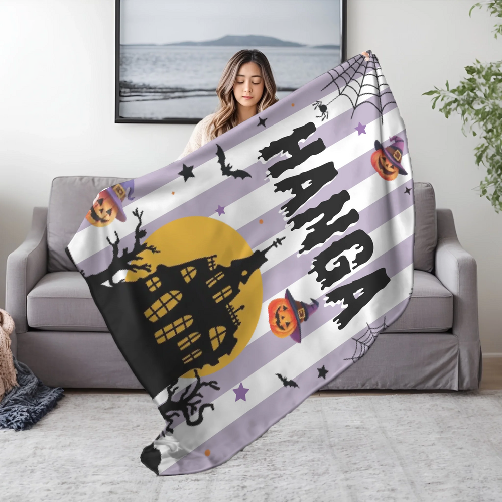 Egyedi névre szóló Halloween pléd szellemkastéllyal - gyerekeknek
