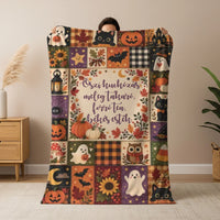 Személyre szabható Halloween pléd őszi patchwork hatású mintával - egyedi névvel és felirattal