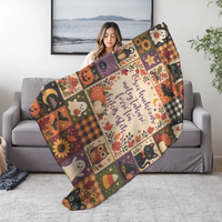 Személyre szabható Halloween pléd őszi patchwork hatású mintával - egyedi névvel és felirattal