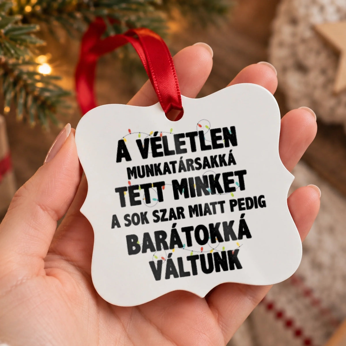 Vicces feliratos négyzetes karácsonyfadísz munkatársaknak