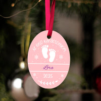 Az első karácsonyom - feliratos ovális karácsonyfadísz lányoknak egyedi névvel